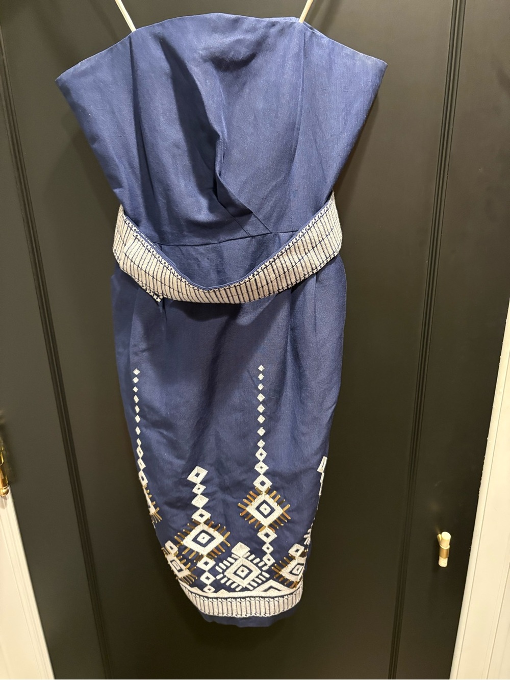 Strapless Embroidered linen silk  beaded shoshanna dress size 4 Neiman Marcus